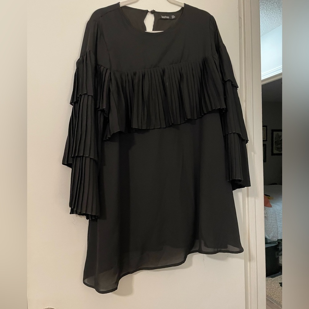 Women’s dress size 12